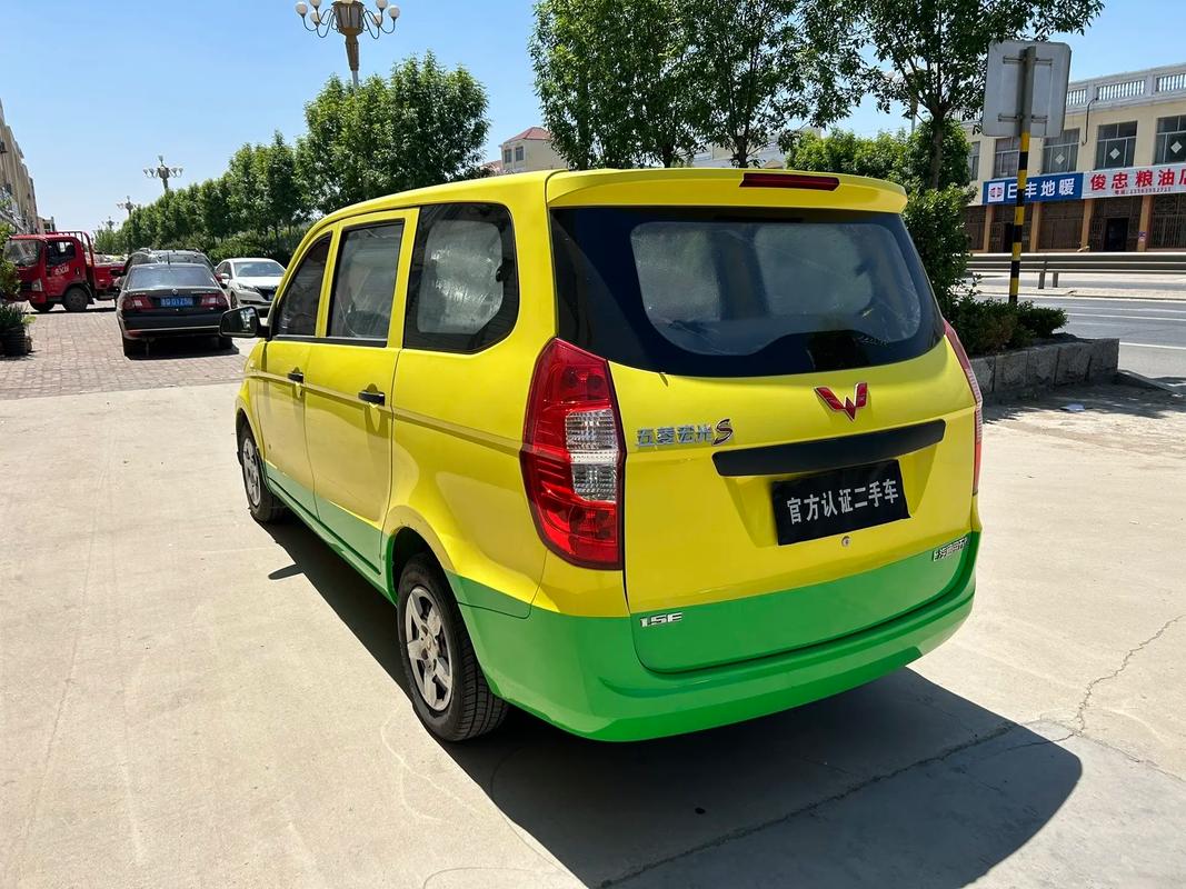 五菱宏光貨運版報價五菱宏光貨運版報價及圖片