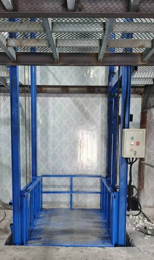 農村貨運電梯農村貨運電梯圖片大全