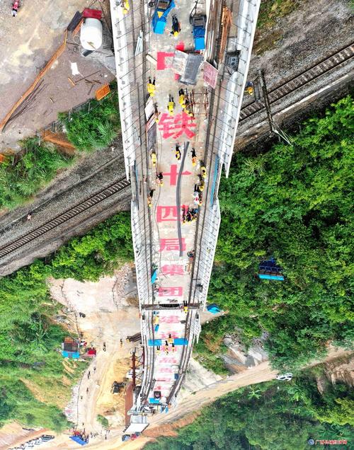 鐵路貨運廣西鐵路貨運廣西河池站到云南保山多少公里