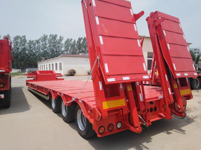 碼頭貨運掛車碼頭貨運掛車圖片大全